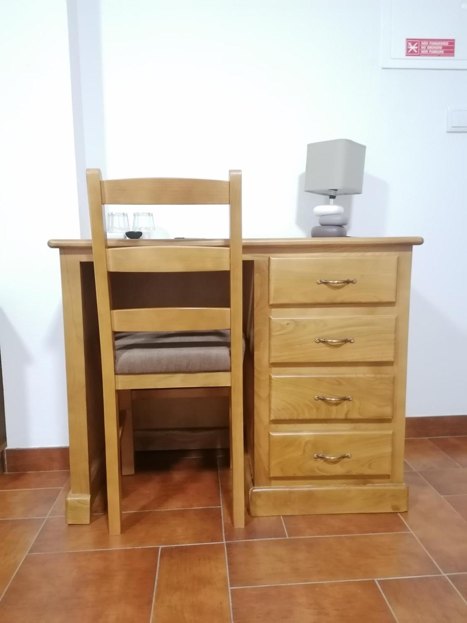 Hostel Encostas Do Douro Marco de Canavezes Zewnętrze zdjęcie
